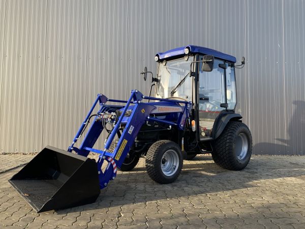 Farmtrac 26 mit Kabine Frontlader Rasenreifen