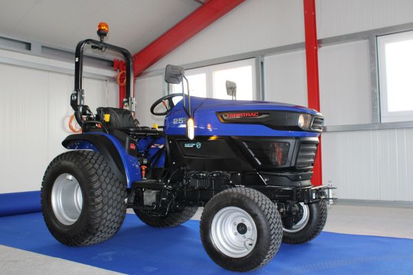 Farmtrac 25G Basis | Farmtrac 25G | Farmtrac | Fudex Landmaschinen GmbH